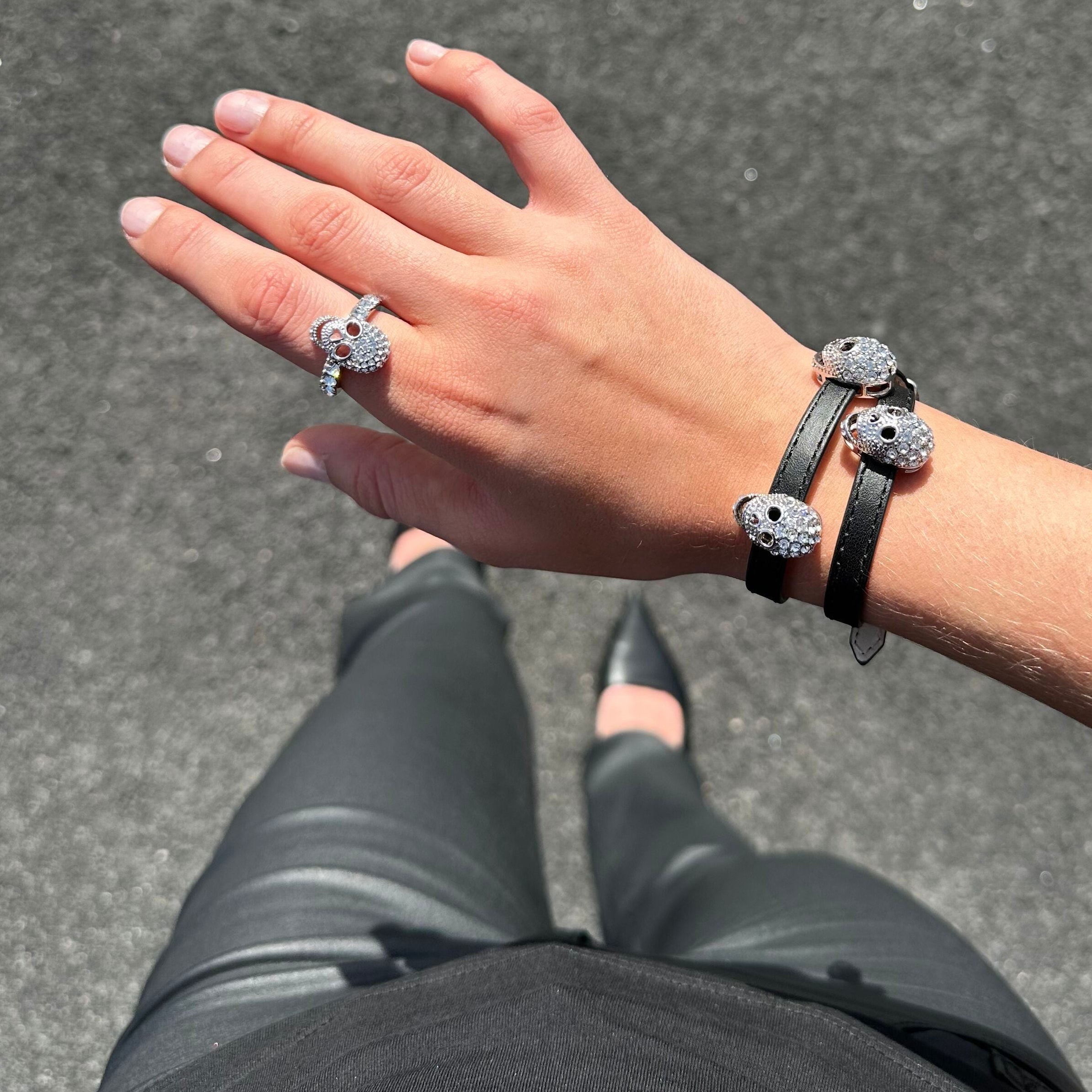 Skull Ring - White